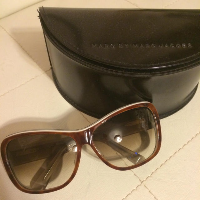 MARC BY MARC JACOBS(マークバイマークジェイコブス)のMARC JACOBS★サングラス レディースのファッション小物(サングラス/メガネ)の商品写真