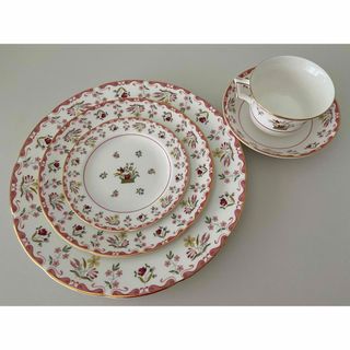 WEDGWOOD - WEDGWOOD新品ウェッジウッドスクエアプレート皿 WEDGWOOD - WEDGWOOD新品ウェッジウッドスクエアプレート皿