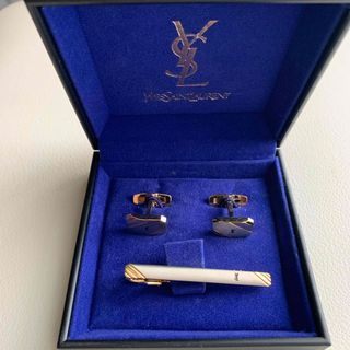 Yves Saint Laurent - イブサンローラン ネクタイピン、カフス Yves Saint Laurent - イブサンローラン ネクタイピン、カフス
