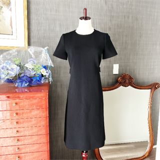 PRADA - 美品 PRADA プラダ 単色 ツイード ワンピース ベルト PRADA - 美品 PRADA プラダ 単色 ツイード ワンピース ベルト