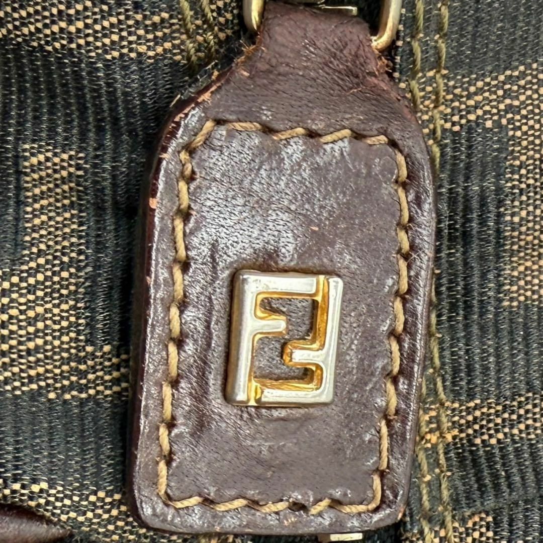 FENDI - FENDI 613 ズッカ柄 キャンバス バニティ ハンドバッグ FENDI - FENDI 613 ズッカ柄 キャンバス バニティ ハンドバッグ