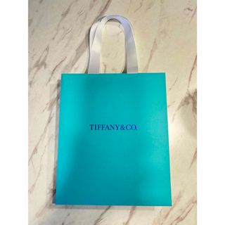 Tiffany & Co.(ショップ袋)のフリマアイテム一覧 Tiffany & Co.(ショップ袋)のフリマアイテム一覧