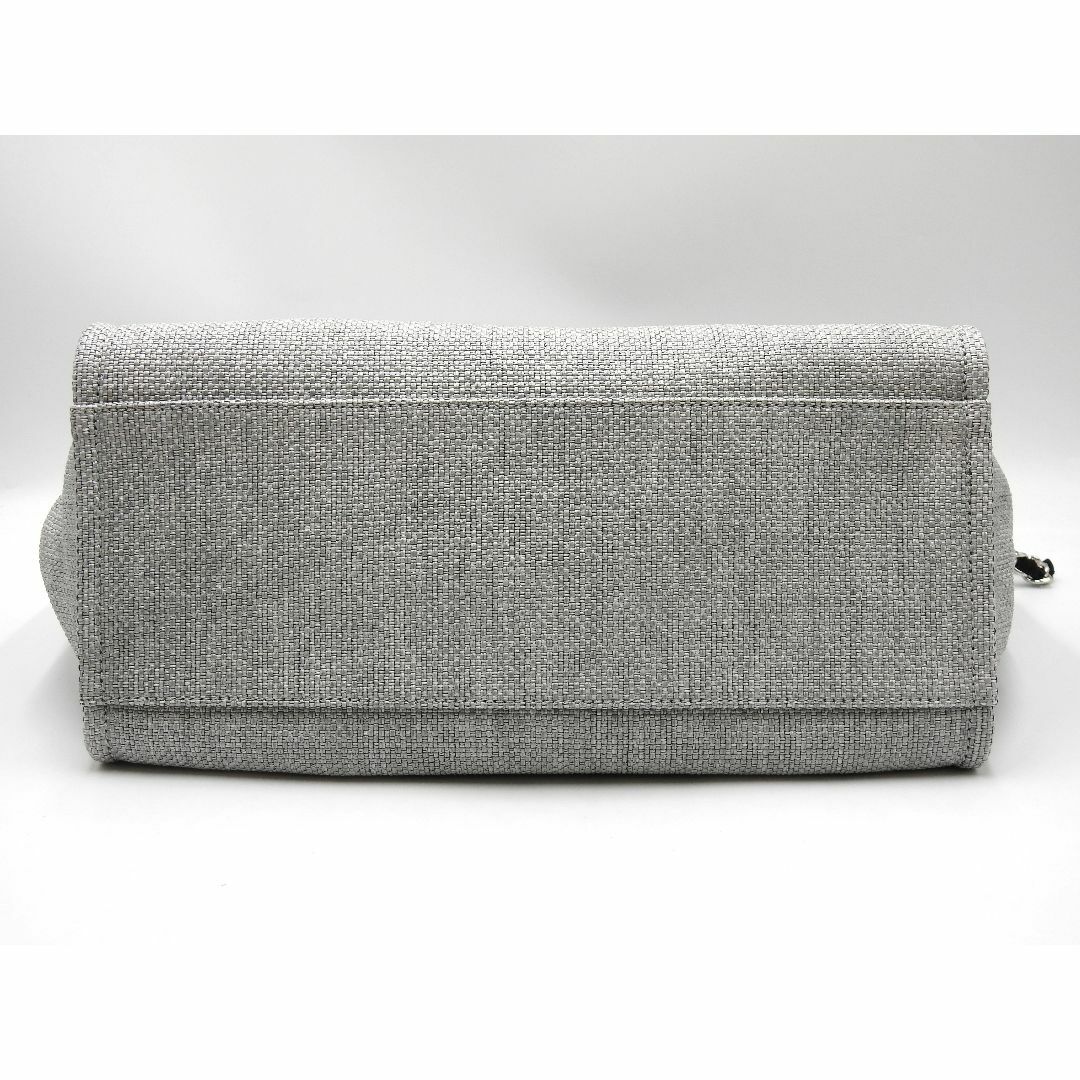 CHANEL - シャネル ドーヴィルGM 2way チェーン トートバッグ CHANEL - シャネル ドーヴィルGM 2way チェーン トートバッグ