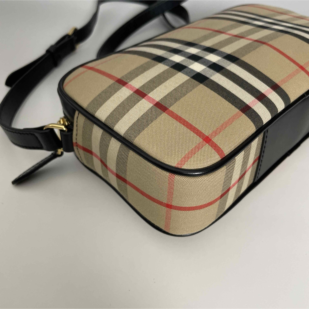 BURBERRY - BURBERRY 極美品 ノバチェック ショルダーバッグ BURBERRY - BURBERRY 極美品 ノバチェック ショルダーバッグ