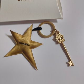 CHANEL - シャネル CHANEL CC ココマーク ホイッスル 笛 97A CHANEL - シャネル CHANEL CC ココマーク ホイッスル 笛 97A