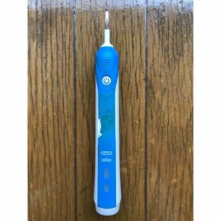 ブラウン(BRAUN)の【ジャンク】Oral-B Professional Care 2000 本体(歯ブラシ/デンタルフロス)