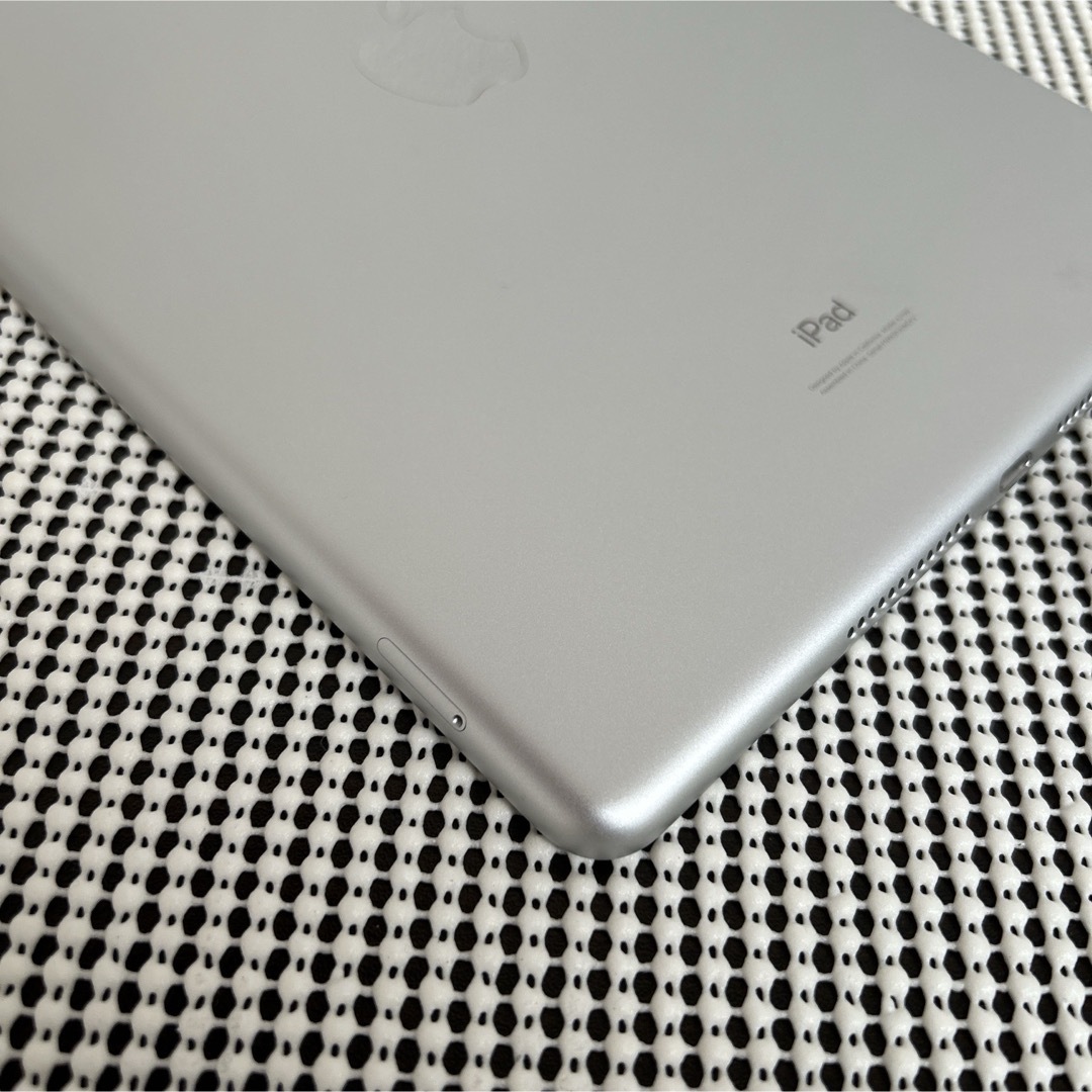 iPad - 817【早い者勝ち】新品未使用品☆iPad7 第7世代 32GB au iPad - 817【早い者勝ち】新品未使用品☆iPad7 第7世代 32GB au