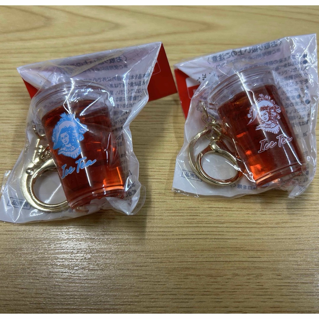 キリン(キリン)の午後の紅茶キーホルダー エンタメ/ホビーのコレクション(ノベルティグッズ)の商品写真