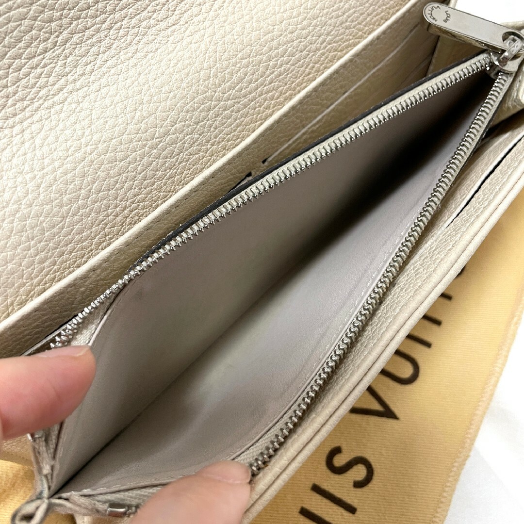 LOUIS VUITTON - 正規品【LOUIS VUITTON】ポルトフォイユ イリス LOUIS VUITTON - 正規品【LOUIS VUITTON】ポルトフォイユ イリス