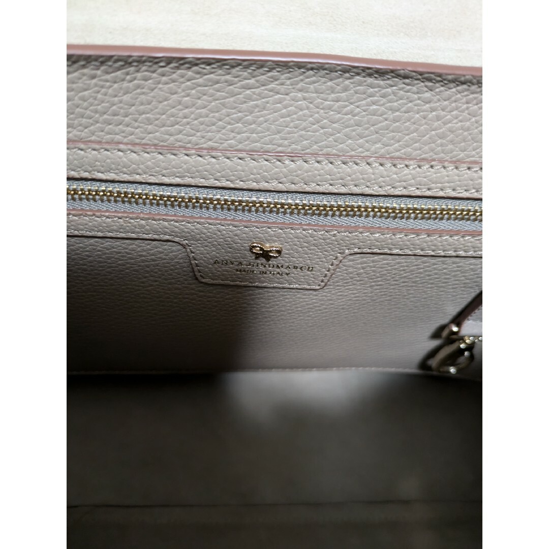 ANYA HINDMARCH - 極美品 ✨アニヤハインドマーチ Bathurrt ANYA HINDMARCH - 極美品 ✨アニヤハインドマーチ Bathurrt
