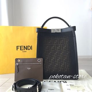 FENDI - FENDI フェンディ ズッカ総柄2wayハンドバッグ グレー FENDI - FENDI フェンディ ズッカ総柄2wayハンドバッグ グレー