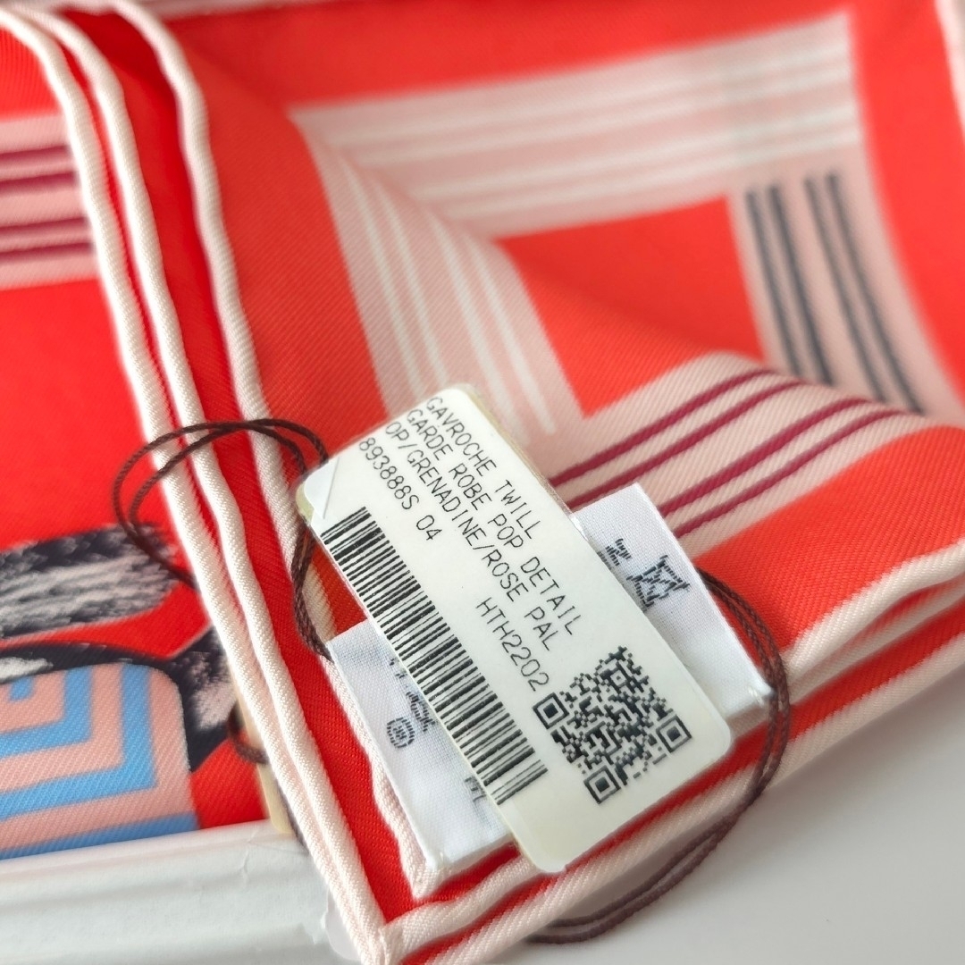 HERMES - 未使用【エルメス】カレ ガヴロッシュ ガルド・ローブ HERMES - 未使用【エルメス】カレ ガヴロッシュ ガルド・ローブ