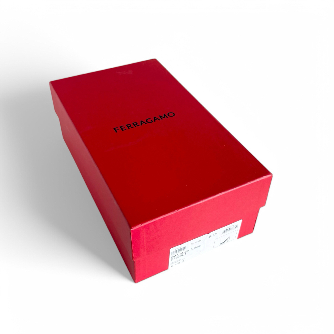 Salvatore Ferragamo - 未使用 FERRAGAMO PANIA パンプス 6.5 Salvatore Ferragamo - 未使用 FERRAGAMO PANIA パンプス 6.5