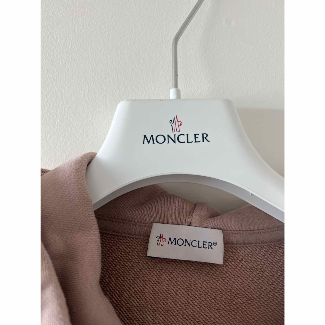 MONCLER - 〈新品タグ付き!〉MONCLER パーカー フード ジップ MONCLER - 〈新品タグ付き!〉MONCLER パーカー フード ジップ