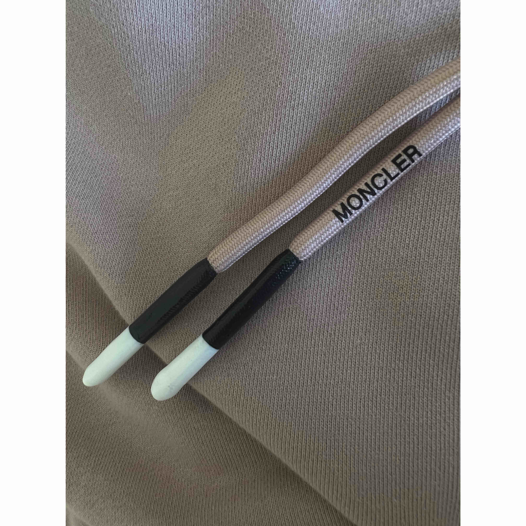 MONCLER - 〈新品タグ付き!〉MONCLER パーカー フード ジップ MONCLER - 〈新品タグ付き!〉MONCLER パーカー フード ジップ