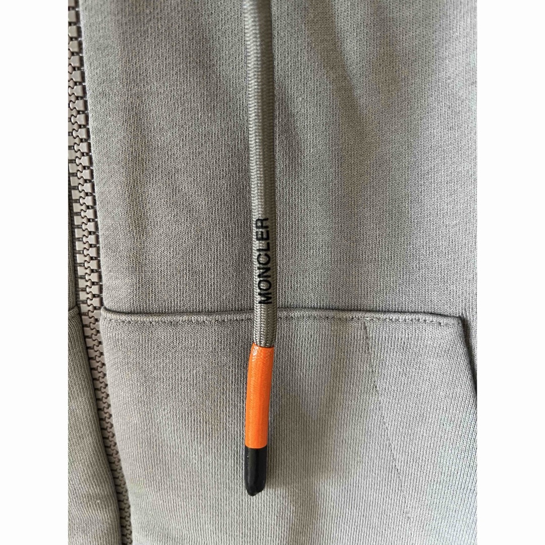 MONCLER - 〈新品タグ付き!〉MONCLER パーカー フード ジップ MONCLER - 〈新品タグ付き!〉MONCLER パーカー フード ジップ