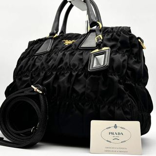 PRADA - f39【極美品】Gカード付き プラダ 三角ロゴ レッド PRADA - f39【極美品】Gカード付き プラダ 三角ロゴ レッド
