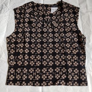 CHANEL - 極美品 CHANELシャネル シャドウココ ポンチョ 刺繍 CHANEL - 極美品 CHANELシャネル シャドウココ ポンチョ 刺繍