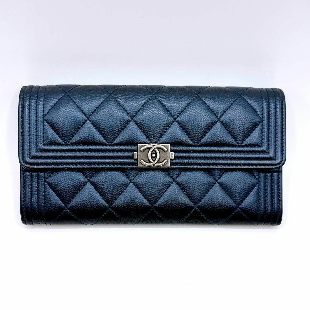 CHANEL - シャネル ボーイシャネル キャビアスキン 二つ折り 長 CHANEL - シャネル ボーイシャネル キャビアスキン 二つ折り 長