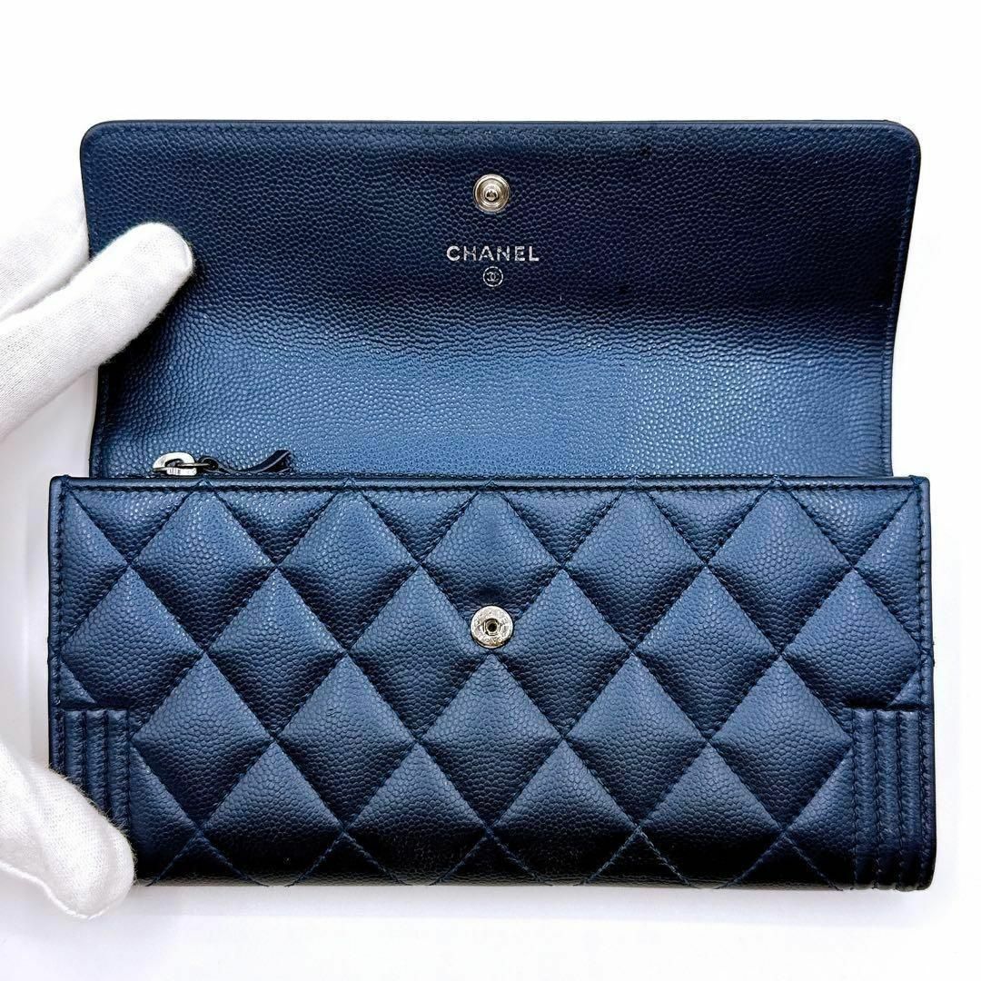 CHANEL - シャネル ボーイシャネル キャビアスキン 二つ折り 長 CHANEL - シャネル ボーイシャネル キャビアスキン 二つ折り 長