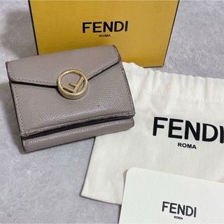 FENDI(財布 ・ ゴールド/金色系)のフリマアイテム一覧 FENDI(財布 ・ ゴールド/金色系)のフリマアイテム一覧