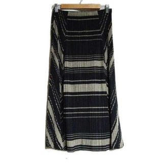 PLEATS PLEASE ISSEY MIYAKE(ロングスカート)のフリマアイテム一覧 PLEATS PLEASE ISSEY MIYAKE(ロングスカート)のフリマアイテム一覧