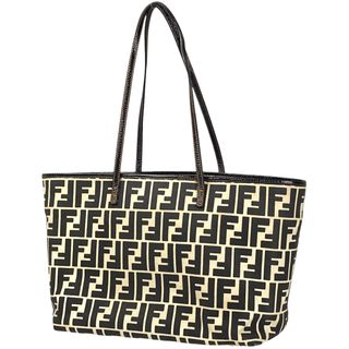 FENDI - VINTAGE FENDI ZUCCA PATTERN TOTO BAG 抱え持の通販 by FENDI - VINTAGE FENDI ZUCCA PATTERN TOTO BAG 抱え持の通販 by