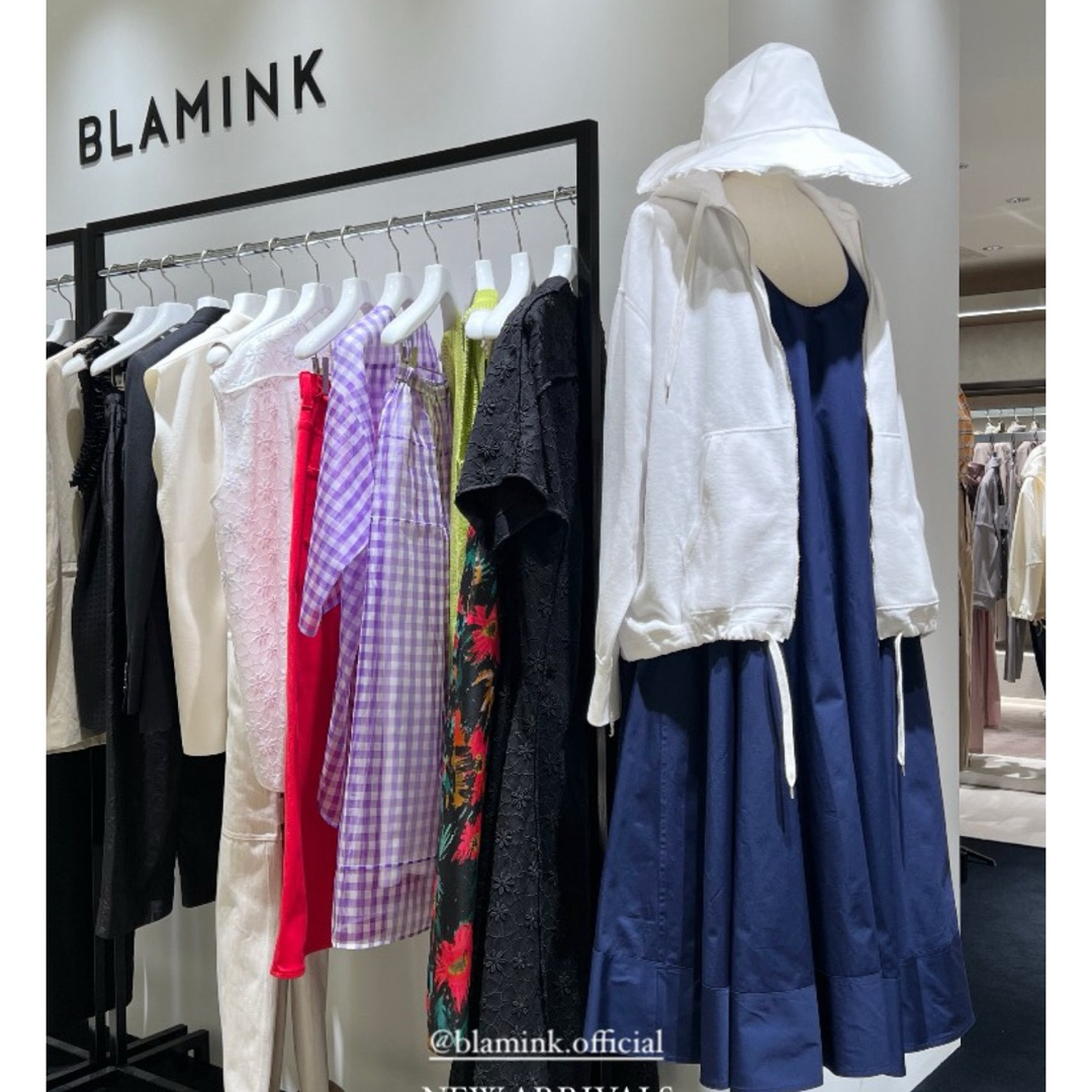 BLAMINK - 新品 BLAMINK ブラミンク コットンジップパーカー BLAMINK - 新品 BLAMINK ブラミンク コットンジップパーカー