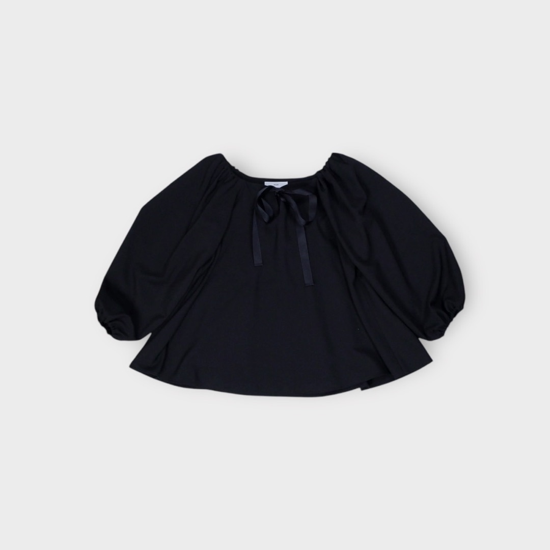 emm【gatherribbon blouse】