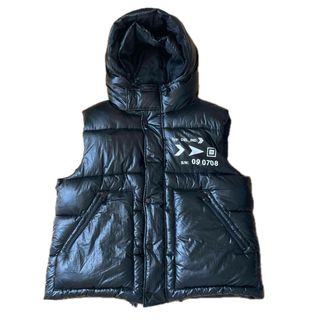 DIESEL(ダウンベスト)のフリマアイテム一覧 DIESEL(ダウンベスト)のフリマアイテム一覧