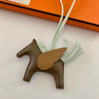 HERMES - エルメス 馬 チャーム ☆非売品☆の通販 by マロン HERMES - エルメス 馬 チャーム ☆非売品☆の通販 by マロン
