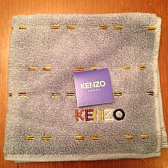 KENZO(ケンゾー)の♡ 新品 KENZO タオルハンカチ ♡ メンズのファッション小物(ハンカチ/ポケットチーフ)の商品写真