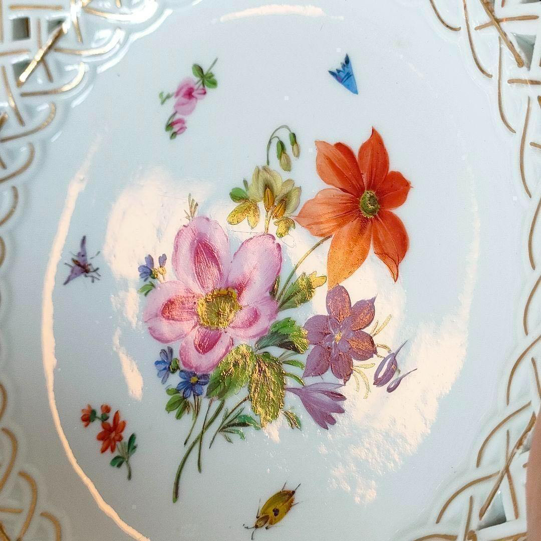 MEISSEN - マイセン 透かしプレート 1級品 フワラーブーケ MEISSEN - マイセン 透かしプレート 1級品 フワラーブーケ