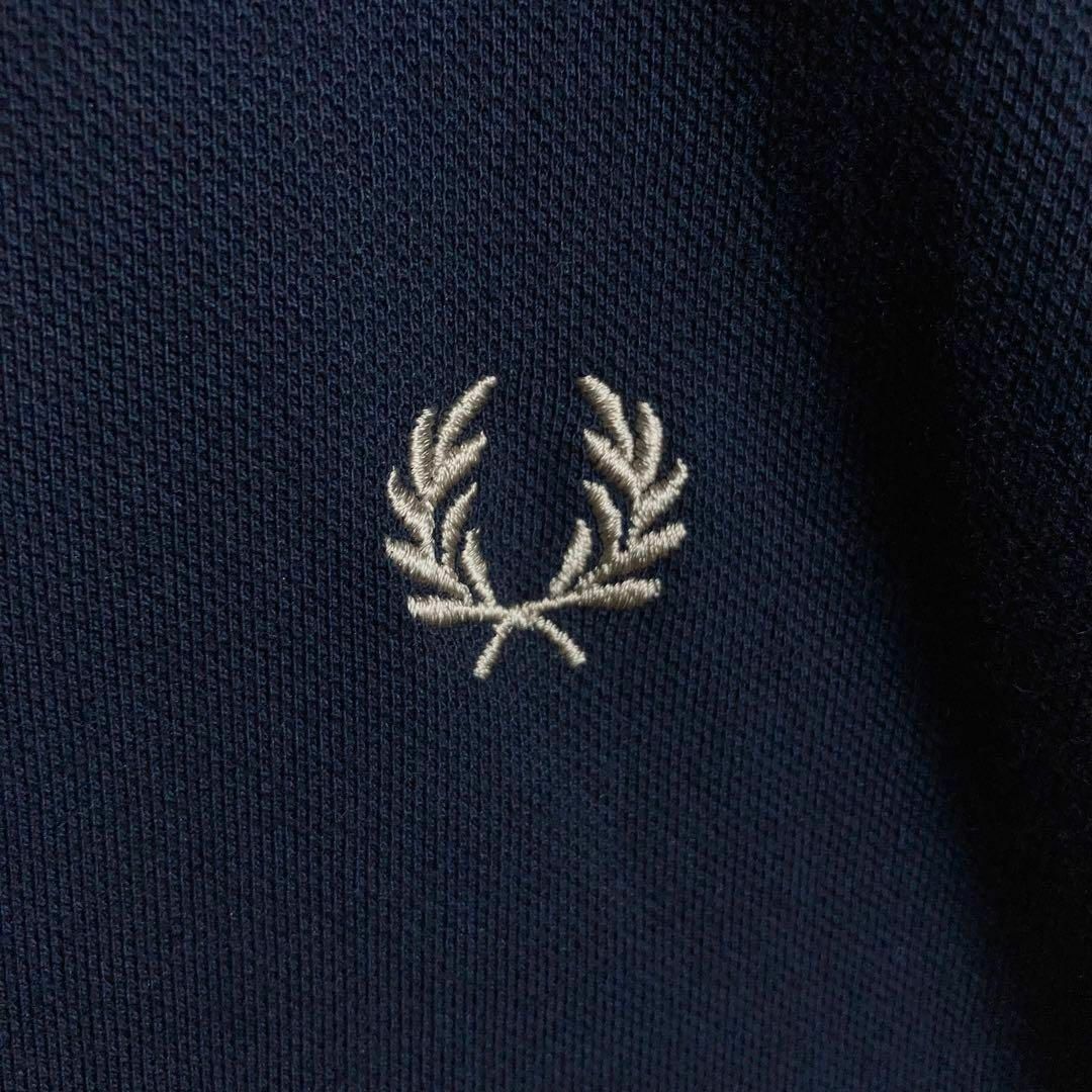 FRED PERRY - FRED PERRY ポロシャツ 刺繍ロゴ イングランド製 FRED PERRY - FRED PERRY ポロシャツ 刺繍ロゴ イングランド製