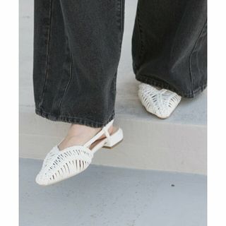 センスオブプレイスバイアーバンリサーチ(SENSE OF PLACE by URBAN RESEARCH)の【OFF WHITE】コードアミポインテッドサンダル(サンダル)
