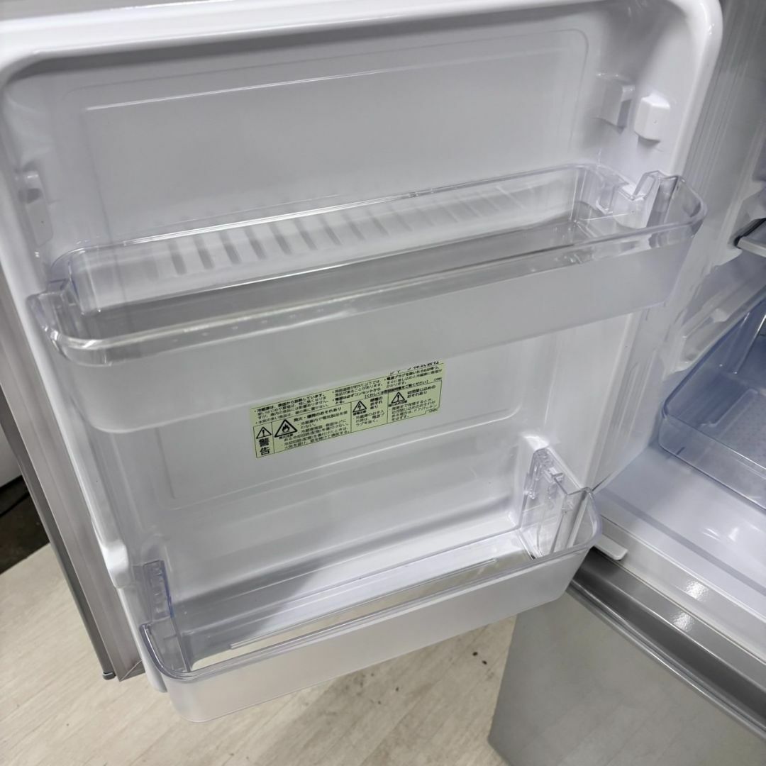 SHARP - 23234 一人暮らし2D冷蔵庫 SHARP 137Lの通販 by 家具 SHARP - 23234 一人暮らし2D冷蔵庫 SHARP 137Lの通販 by 家具
