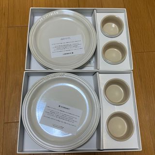 LE CREUSET - ルクルーゼ フラワープレートSの通販 by わんわん LE CREUSET - ルクルーゼ フラワープレートSの通販 by わんわん