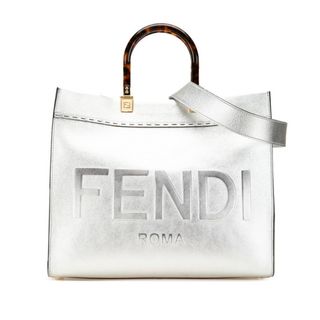 FENDI - 【極美品】FENDIフェンディ カルラ セレリア トート FENDI - 【極美品】FENDIフェンディ カルラ セレリア トート