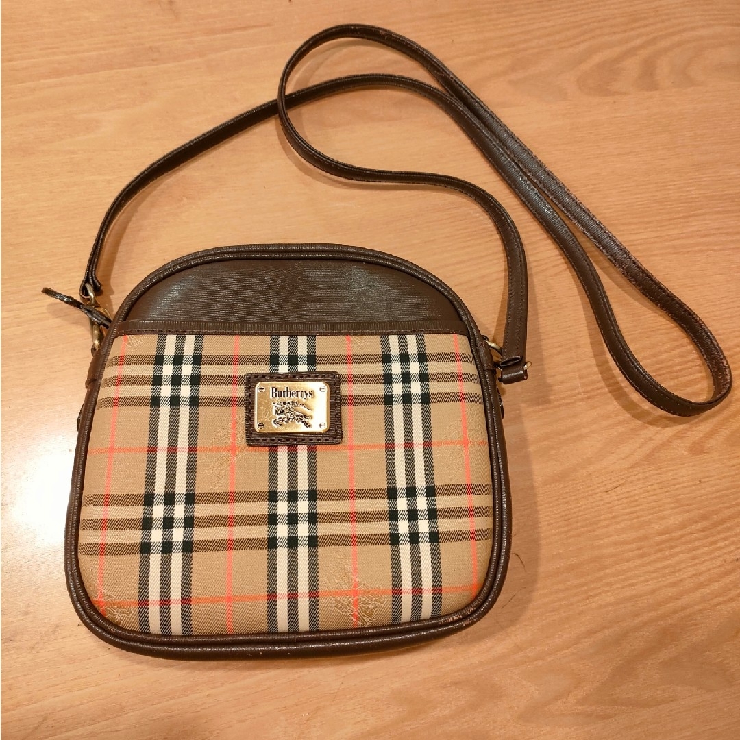 Burberry チェック柄 ポシェット Burberry チェック柄 ポシェット