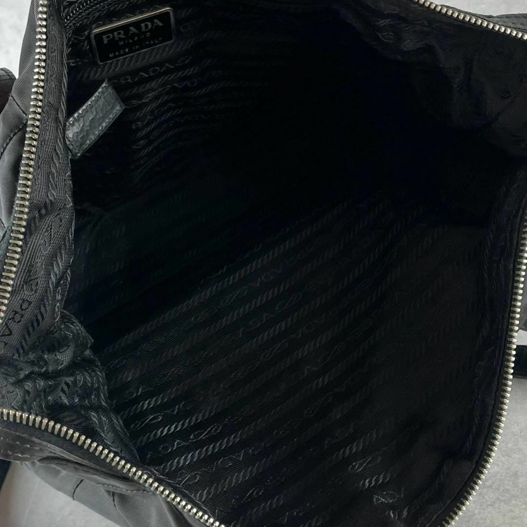 PRADA - 美品✨PRADA トートバッグ A4 ハンド キルティング PRADA - 美品✨PRADA トートバッグ A4 ハンド キルティング