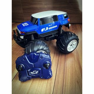 FJ CRUISER ラジコン ラジオコントロール W－DRIVE トヨタ(電車のおもちゃ/車)