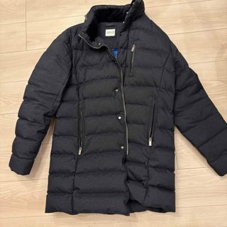 ARMANI COLLEZIONI(ダウンジャケット)のフリマアイテム一覧 ARMANI COLLEZIONI(ダウンジャケット)のフリマアイテム一覧