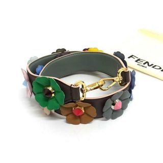 FENDI(マルチカラー)のフリマアイテム一覧 FENDI(マルチカラー)のフリマアイテム一覧