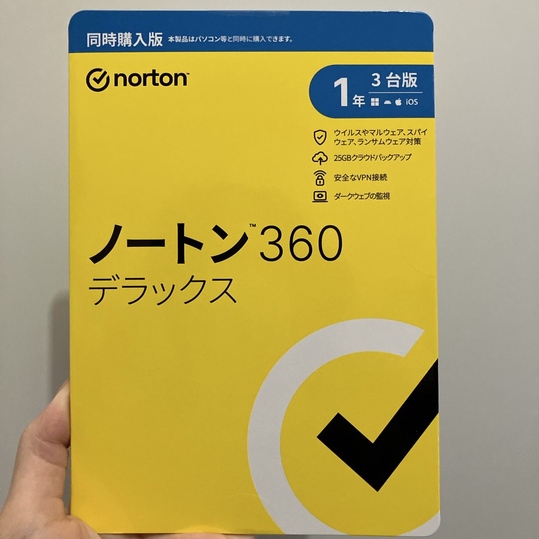 ノートン360デラックス スマホ/家電/カメラのPC/タブレット(PC周辺機器)の商品写真