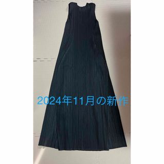 PLEATS PLEASE ISSEY MIYAKE(ロングワンピース/マキシ PLEATS PLEASE ISSEY MIYAKE(ロングワンピース/マキシ