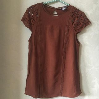 エイチアンドエム(H&M)のH&M テラコッタトップス(カットソー(半袖/袖なし))