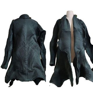 ISSEY MIYAKEのフリマアイテム一覧 ISSEY MIYAKEのフリマアイテム一覧