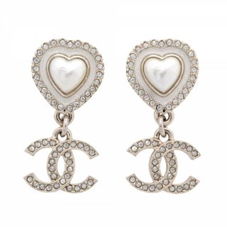 CHANEL(ハート ・ ピアス)のフリマアイテム一覧 CHANEL(ハート ・ ピアス)のフリマアイテム一覧