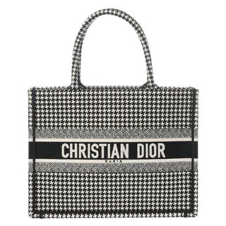 Christian Dior(ハンドバッグ ・ ホワイト/白色系)のフリマ Christian Dior(ハンドバッグ ・ ホワイト/白色系)のフリマ