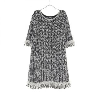 CHANEL(ワンピース ・ ホワイト/白色系)のフリマアイテム一覧 CHANEL(ワンピース ・ ホワイト/白色系)のフリマアイテム一覧